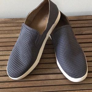 OluKai Pehuea Shoes - Size 11